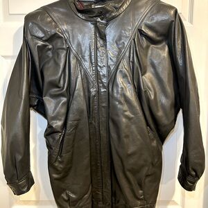 Woman’s Vintage Leather Black Jacket. Made in Uruguay Montevideo. Size L